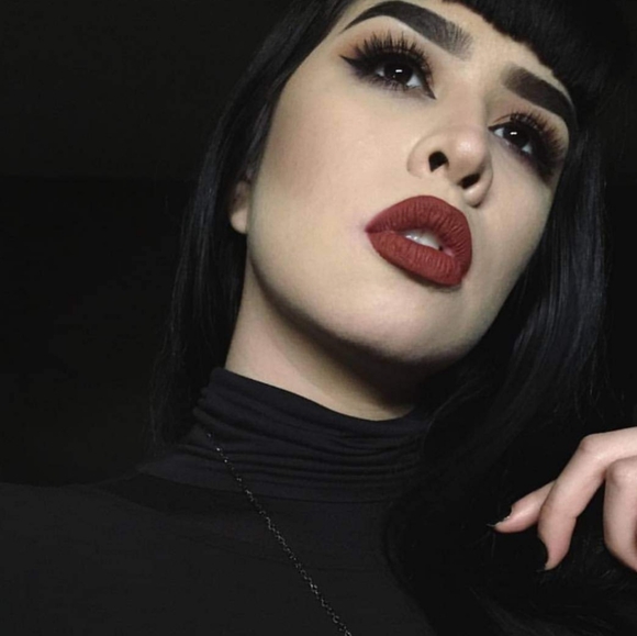 🌟HP🌟💙MORTIS Black 🌑 Moon Liquid Matte Lipstick NWT - Picture 3 of 7